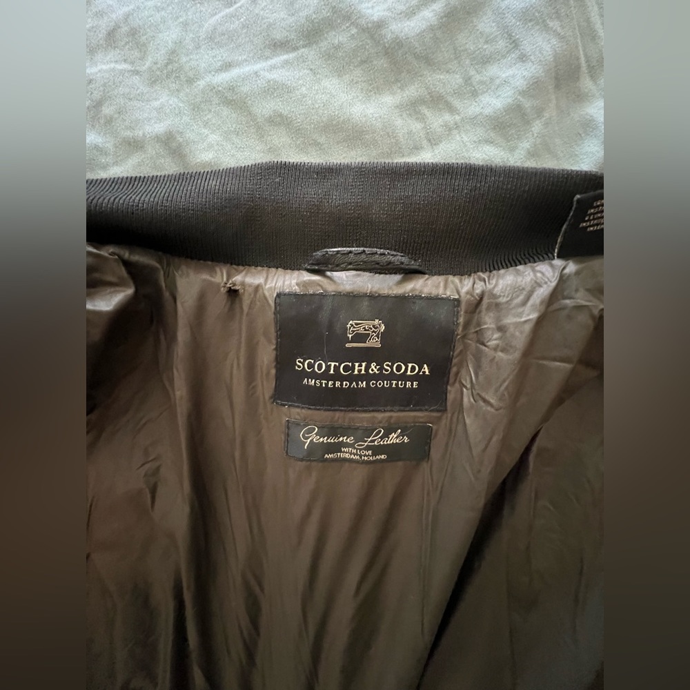 Scotch & Soda Black Quilted Bomber Jacket - Picture 2 of 12